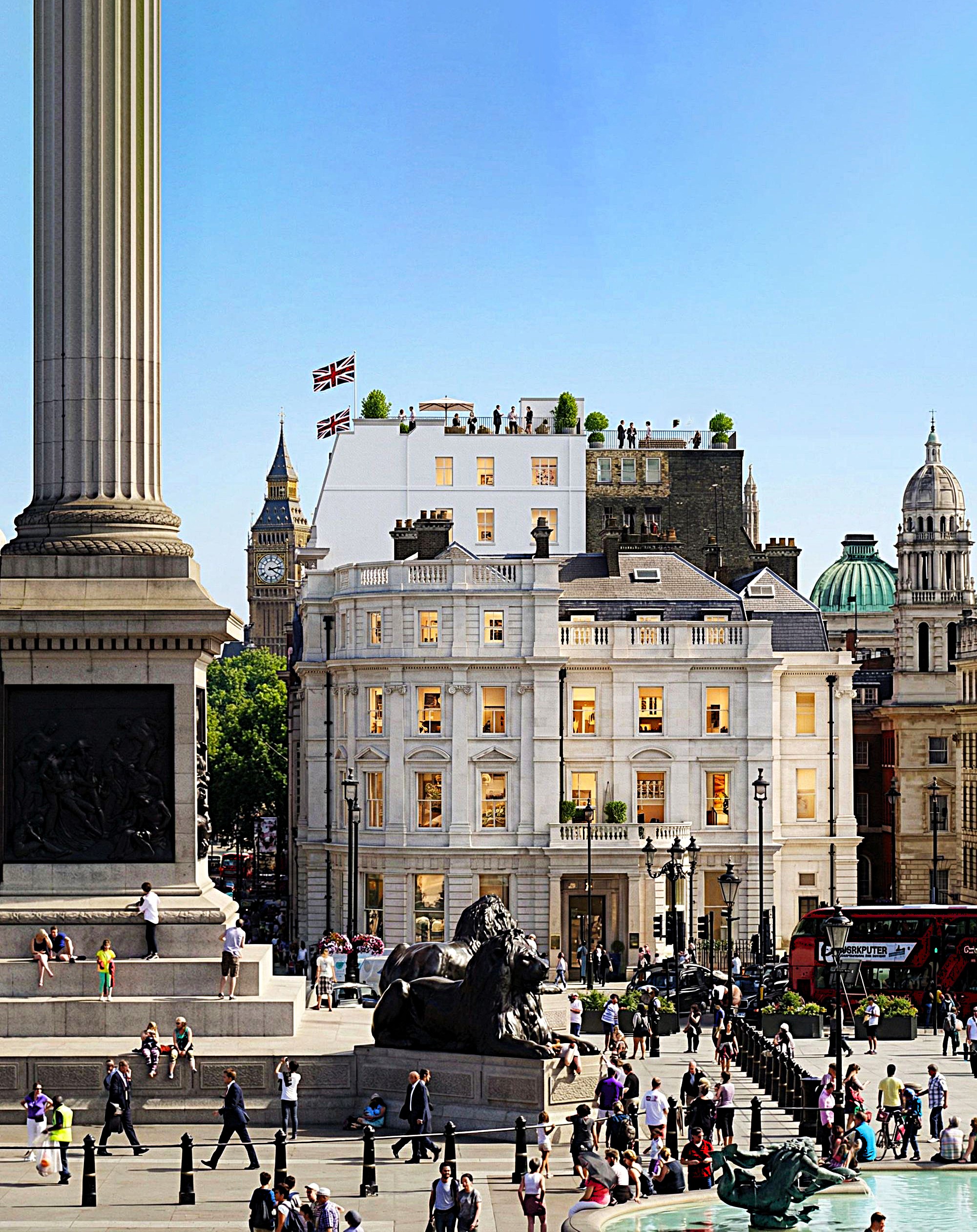 49 Charing Cross, Trafalgar Square